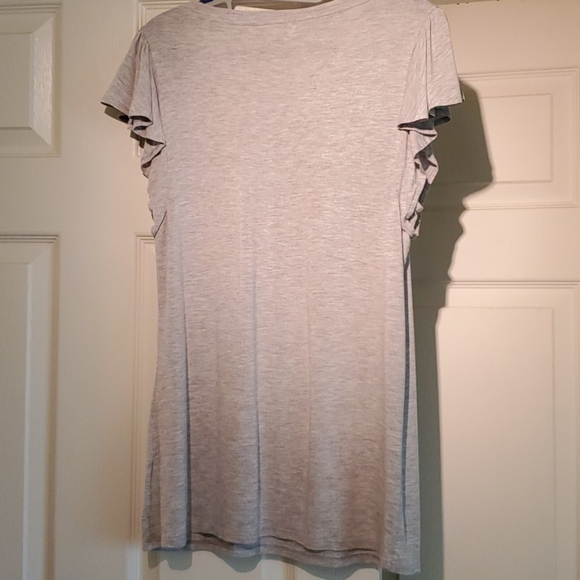 Old Navy tee with short flutter sleeve - Picture 3 of 4